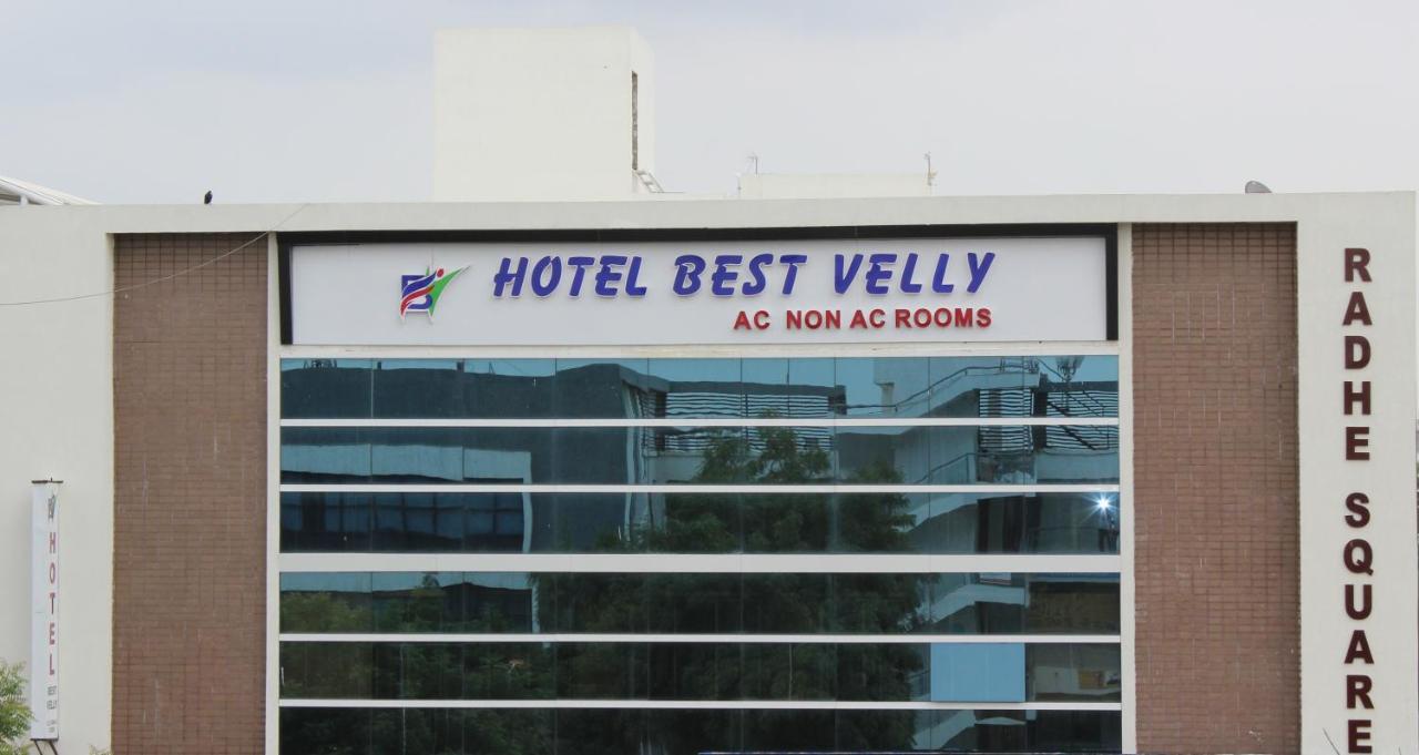 Hotel Best Velly Gandhinagar Luaran gambar